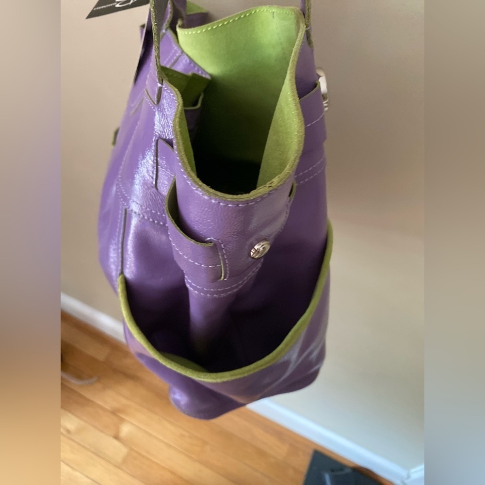 B Makowsky Purple Patten Leather Burbank Tote Bag with Green Accents NWT - Picture 8 of 10
